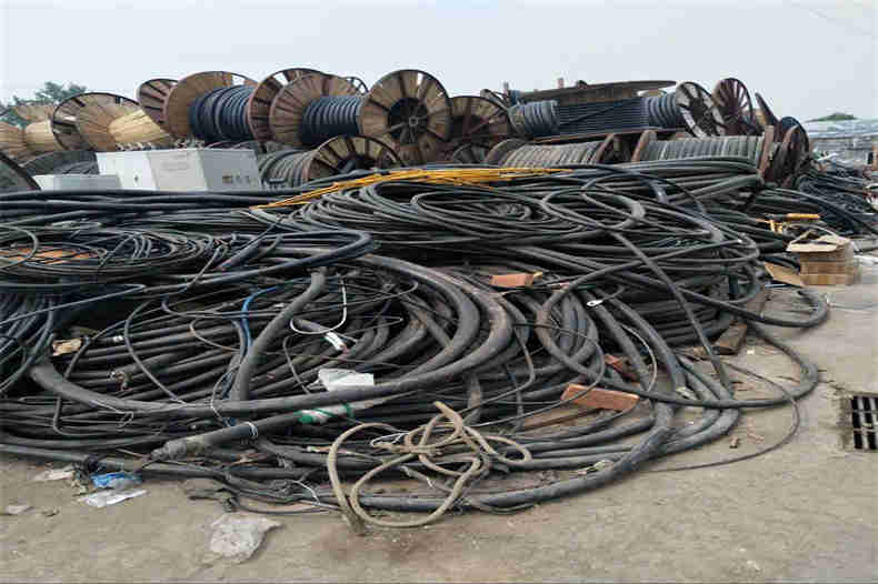 废旧电缆回收，高价上门回收电缆
